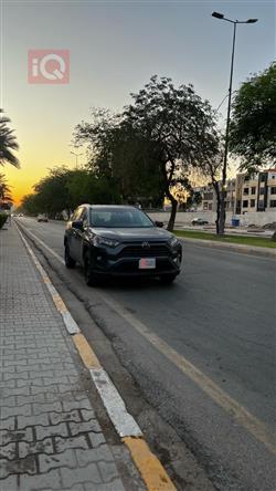 تۆیۆتا ڕاڤ 4